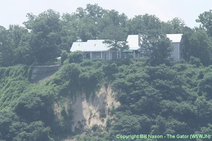 A5 House overhanging the river from LA side.JPG